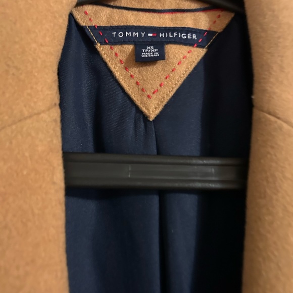 Tommy Hilfiger coat XS Camel
Length of the coat 86 cm - Picture 3 of 4